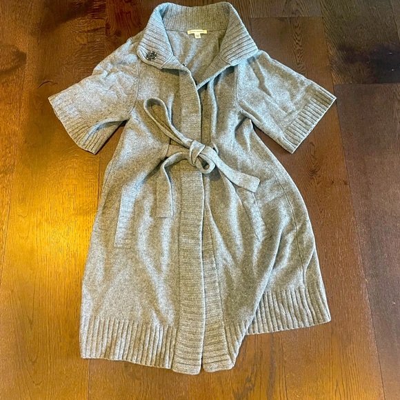 Banana Republic long grey sweater with side pockets and belt - Picture 1 of 7